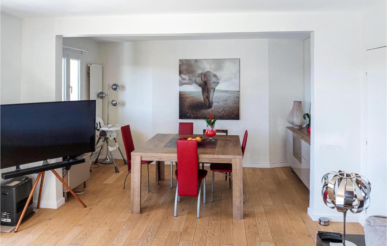 Awesome Apartment In Triel-Sur-Seine With Kitchen Triel-sur-Seine Exterior foto